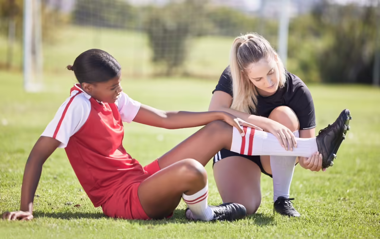 soccer sports and injury of a female player suffe 2026 01 09 11 29 47 utc