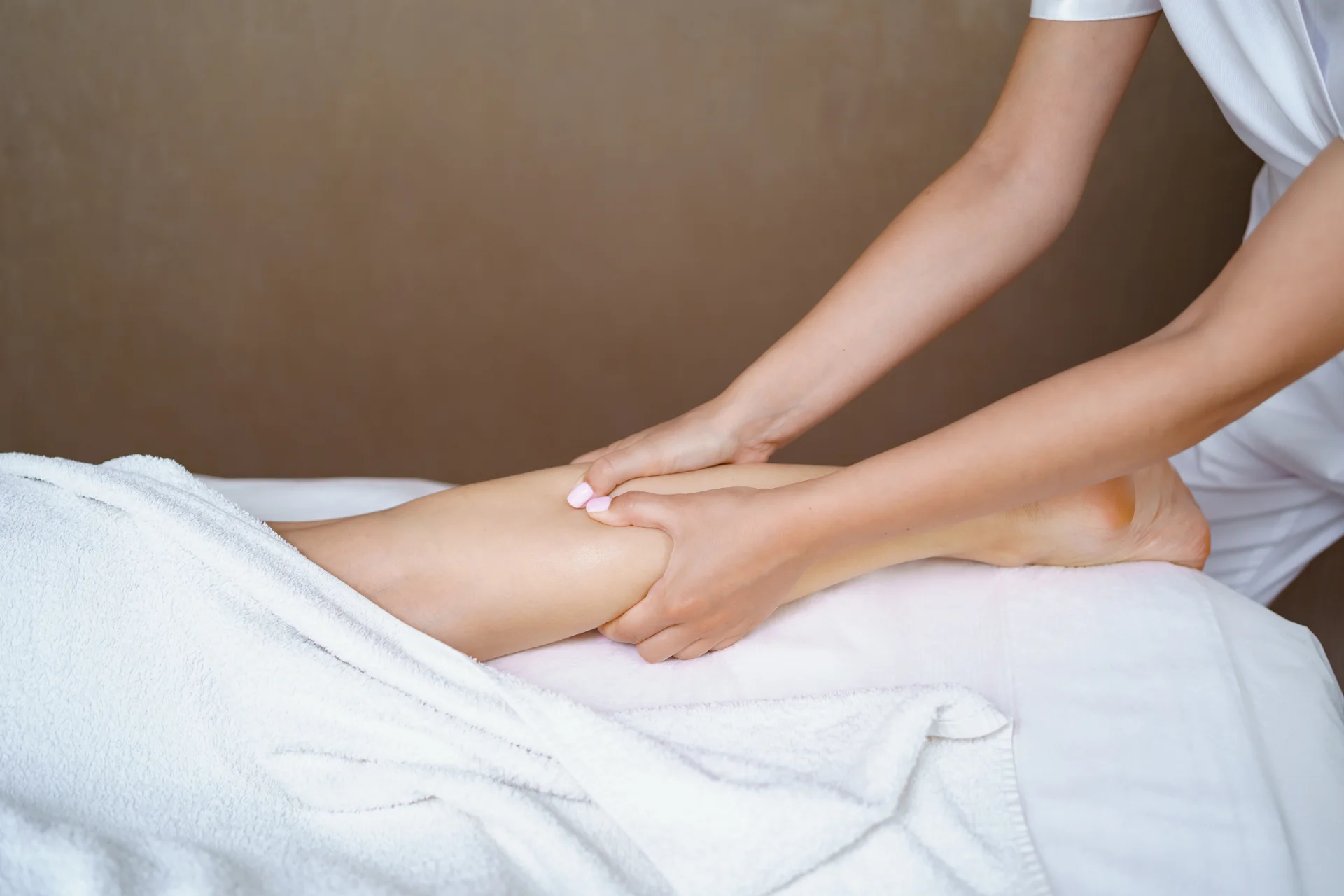 Manual Lymphatic Drainage therapy 2